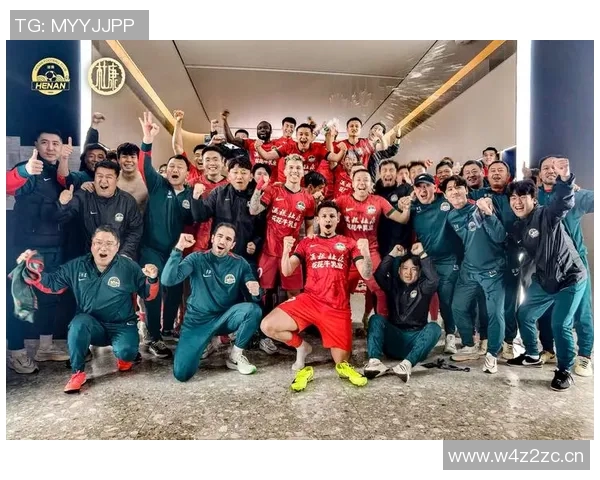 中超联赛赛季新动向：各大俱乐部备战新挑战与未来发展趋势分析